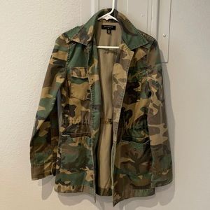 Urban Outfitters Camo Jacket size small